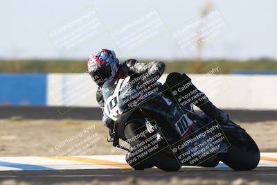 media/Sep-06-2025-CRA (Sat) [[cd32356307]]/Races/Race 9/